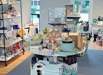 rhode-island/narragansett/shop/eclectic-energy