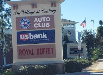 california/inglewood/shop/the-village-at-century