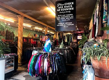 california/muir-woods-national-monument/shop/held-over