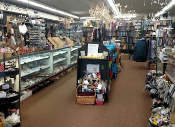 connecticut/new-haven-harbor/shop/curious-goods-new-age-shop