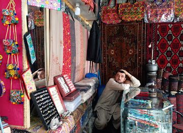 pakistan/northern-areas/shop/hunza-chowk