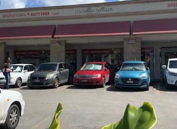 barbados/paynes-bay/shop/colombian-emeralds-duty-free-holetown