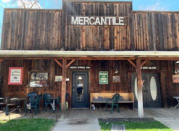 north-dakota/maah-daah-hey-trail/shop/hidden-springs-java