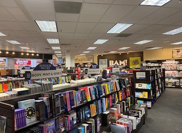 kansas/manhattan/shop/books-a-million
