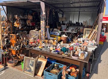 czechia/silesia/shop/flea-market
