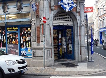 belgium/dinant/shop/dinant-night-shop