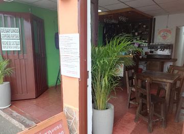 colombia/cocora-valley/shop/comidas-rapidas-cafeteria-delicias-cocora