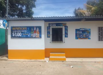 el-salvador/lake-coatepeque/shop/tienda-yoli