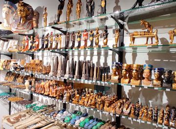 italy/turin/shop/mole-souvenir