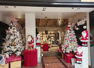 california/costa-mesa/shop/the-wrapper