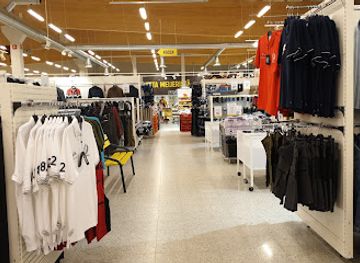 finland/north-ostrobothnia/shop/halpahalli-muhos