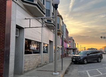 missouri/kirksville/shop/falling-up