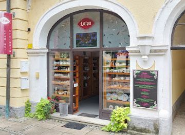 slovenia/rogaska-slatina/shop/lojpa-trgovina-s-spominki-in-izbranimi-slovenskimi-delikatesami
