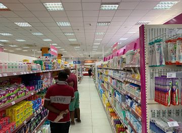 guinea/lower-guinea/shop/supermercado-martinez-hermanos-edificio-muankaban