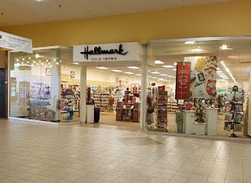 nebraska/grand-island/shop/dee-s-hallmark-shop