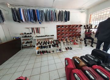 malawi/zomba-plateau/shop/uncle-pat-exclusive-fashion-shop