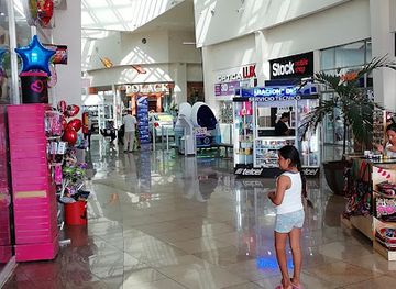 mexico/playa-del-carmen/punta-esmeralda/shop/plaza-las-americas