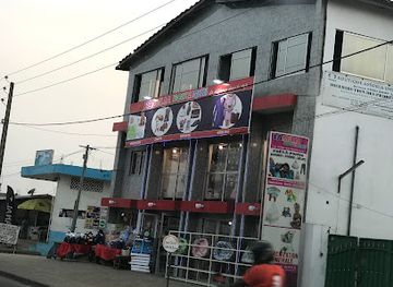 benin/ganvie-village/shop/familia-boutique