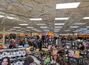 massachusetts/barnstable/shop/capetown-plaza