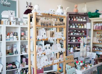 belgium/ardennes/shop/pingouin-a-roulettes