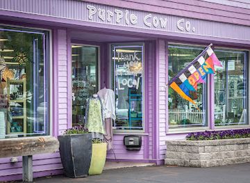 rhode-island/napatree-point-conservation-area/shop/purple-cow-co