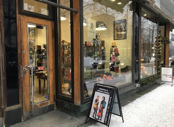 finland/tampere/shop/riiminka-aleksiina-design-pop-up-laukkukauppa