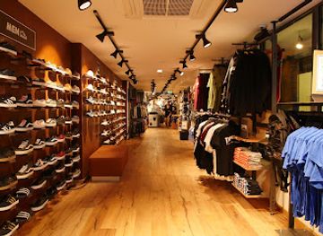 switzerland/bern/shop/blue-tomato-shop-bern