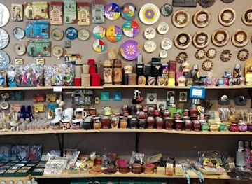 uruguay/northern-region/shop/multiespacio-gemstones-avellana-uruguay