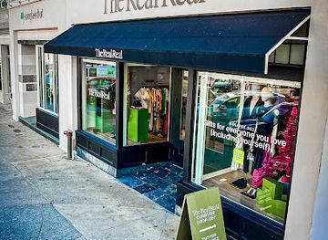 connecticut/greenwich/shop/the-realreal