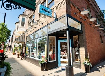 iowa/west-des-moines/shop/momere