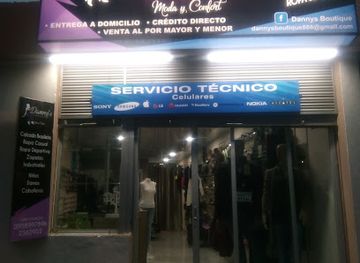 ecuador/papallacta-hot-springs/shop/dannys-boutique