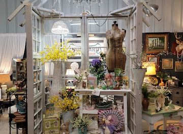 alabama/dothan/shop/the-hornet-s-nest-antique-market