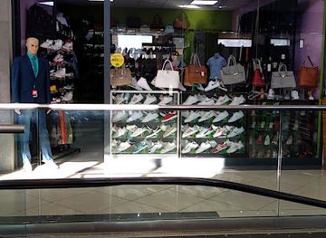 madagascar/analamanga/shop/image-akoor-digue