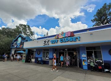 florida/orlando-theme-parks-area/shop/e-t-toy-closet