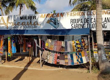 mozambique/tofo-beach/shop/african-fashion-clothing
