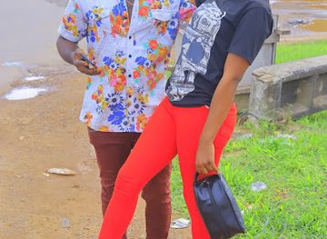 gabon/lambarene/shop/cecado-d-isaac