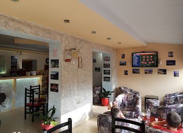 albania/patos/shop/te-voda