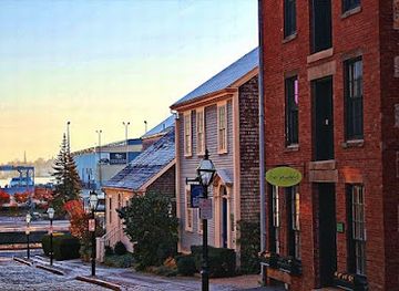 massachusetts/new-bedford/shop/be-jeweled