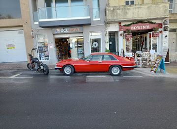 malta/qawra/shop/edwin-s