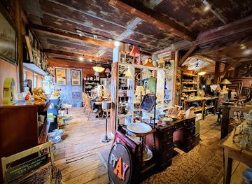 wisconsin/blue-hills/shop/the-nickel-barn-coffee-shop