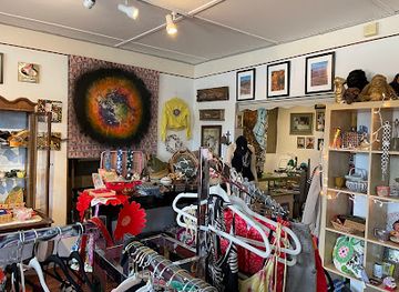 rhode-island/narragansett/shop/artifact