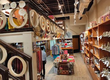 india/kolkata/shop/biswa-bangla-store-park-street-kolkata