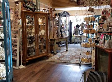 washington/leavenworth/shop/garnishes-boutique