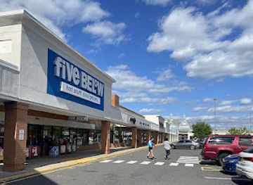 connecticut/danbury/shop/danbury-square