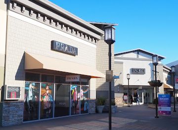 california/livermore/shop/prada-livermore