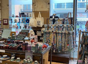 spain/granada/shop/la-alborea-souvenirs-granada