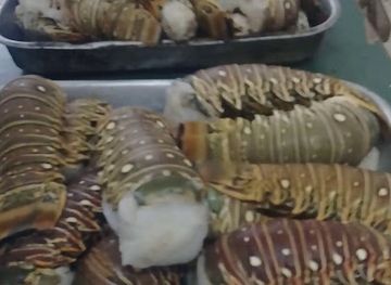 the-bahamas/berry-islands/shop/lush-studio