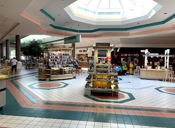 florida/sebring/shop/lakeshore-mall