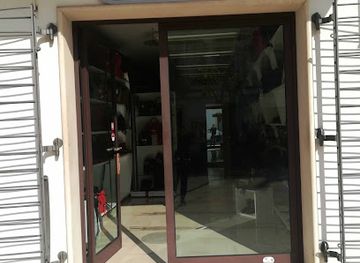 italy/apulia/shop/il-marsupio-pelletteria