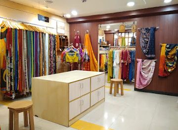 india/kolkata/salt-lake-city/shop/nakshi-saltlake